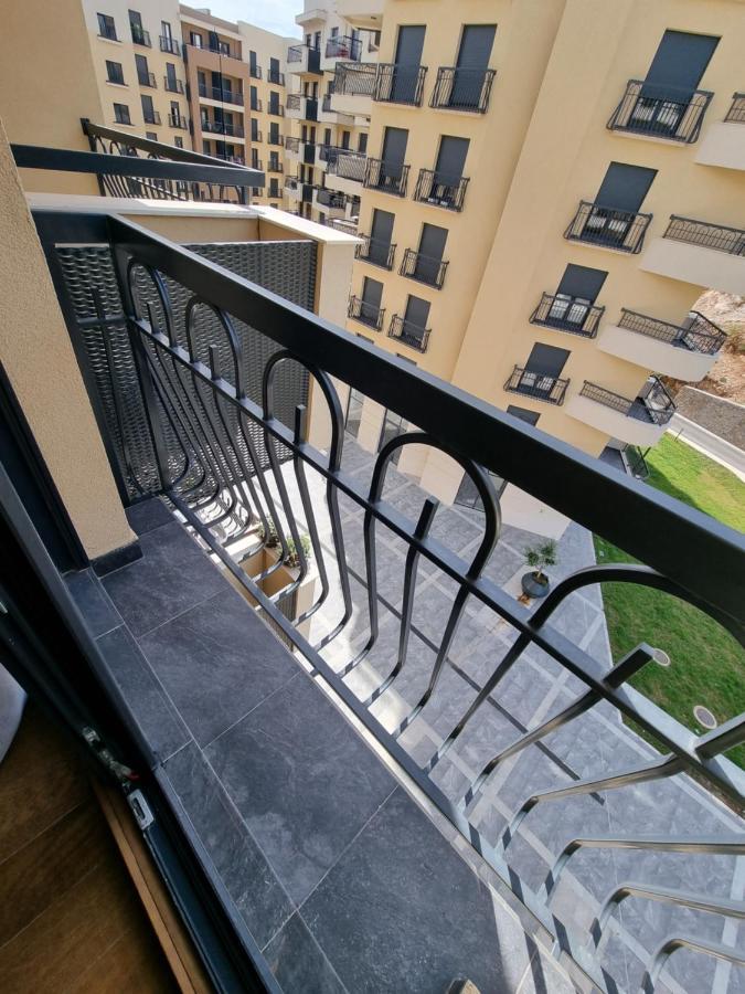 Fantastic New Centre Apartment Podgoriţa Exterior foto